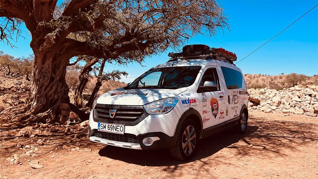 AVENTURA IN DAKAR-AFRICA