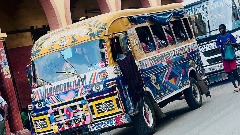 AVENTURA IN DAKAR-AFRICA