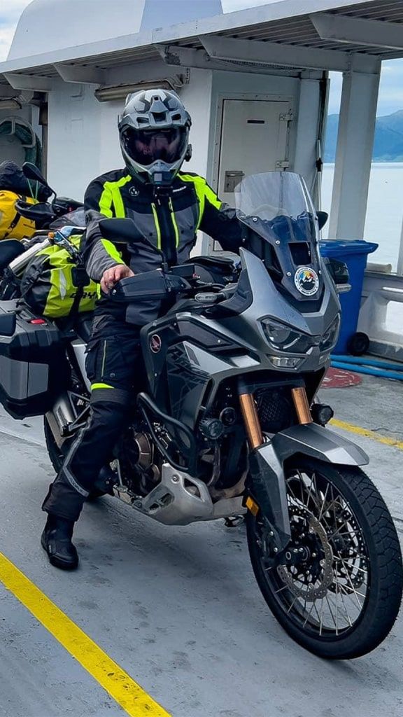 PE URMELE GHETARILOR-NORDKAPP