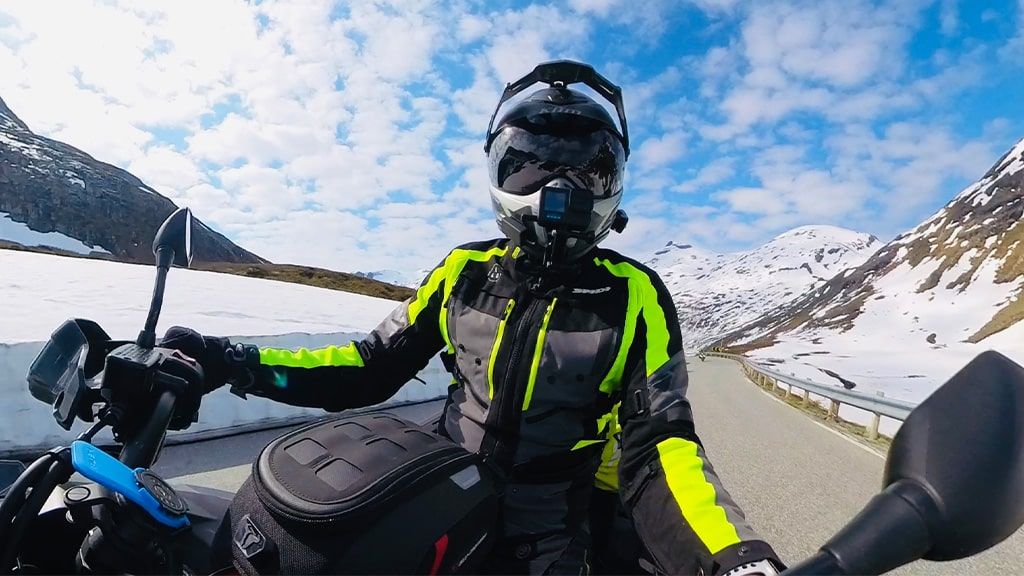 PE URMELE GHETARILOR-NORDKAPP
