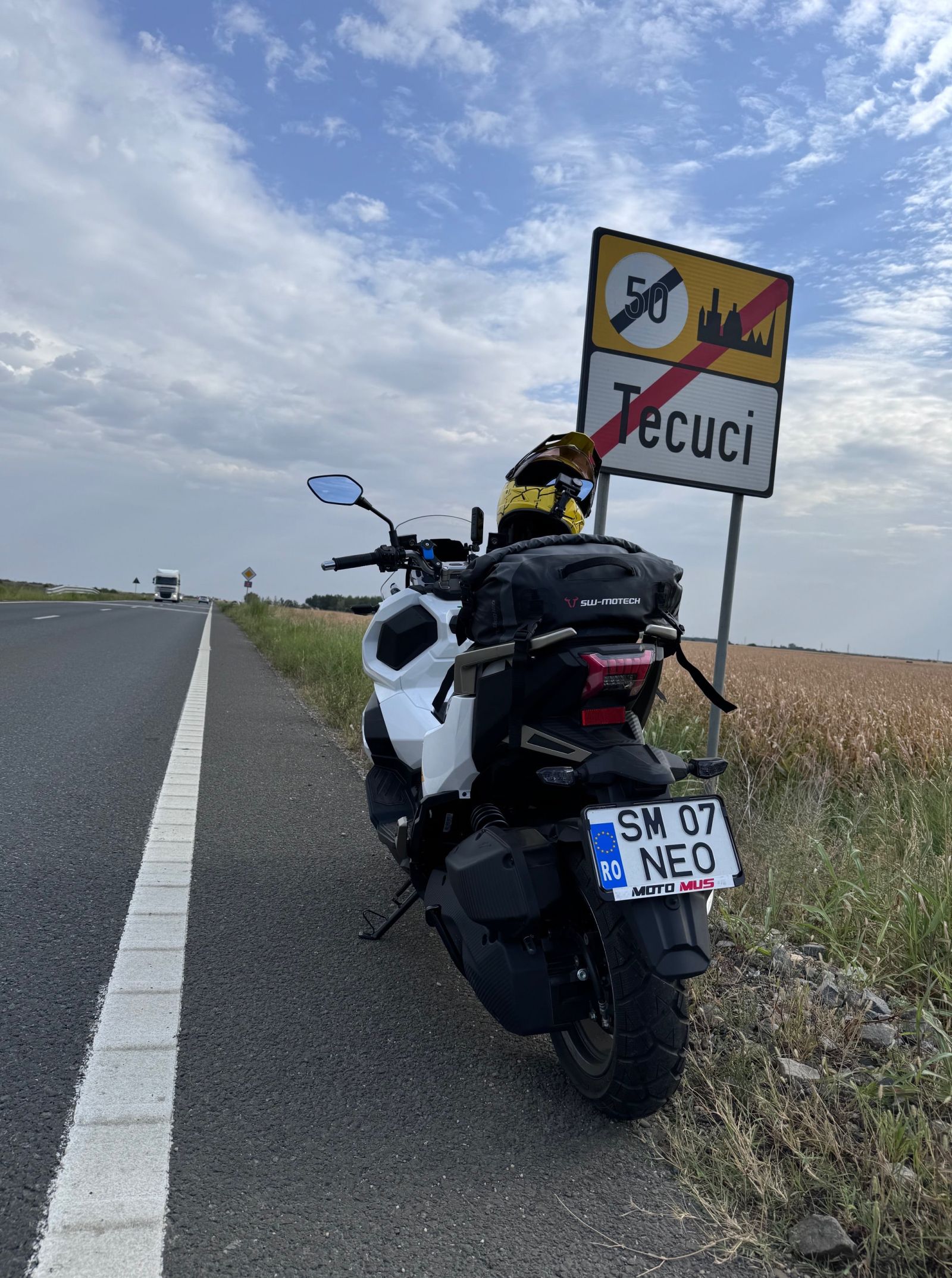 2000 kilometri în 40 de ore cu SCUTER de 125cm3